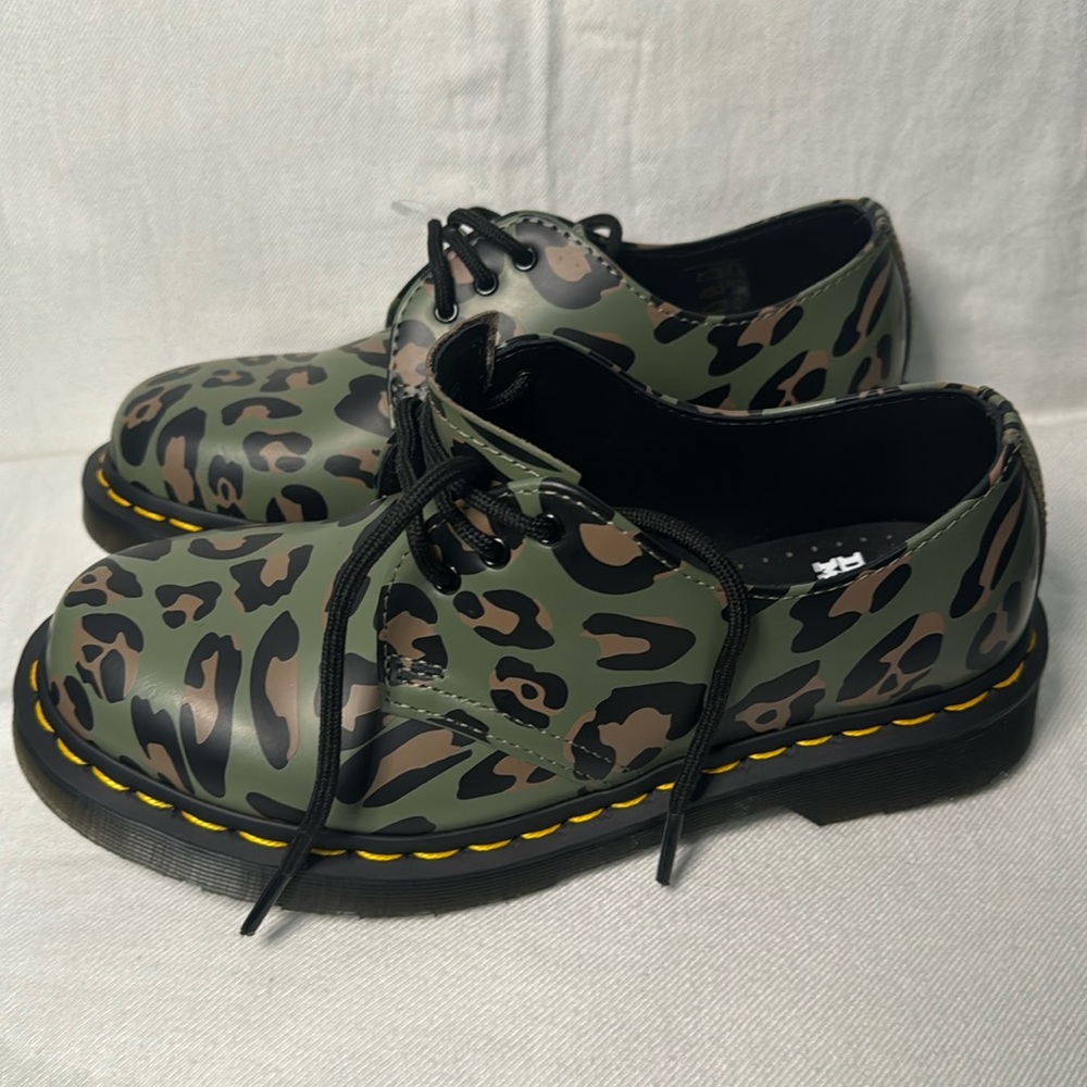 NEW Dr. Martens 1461 leopard Print Oxfords Green          US L 6 / US M 5 /EU 37
